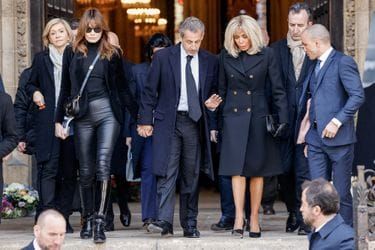 Qui sont les hyper-riches amis de Brigitte Macron ?