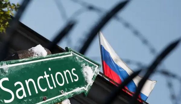 Les sanctions antirusses mettent un terme à l’avenir de l’Occident, par Politros