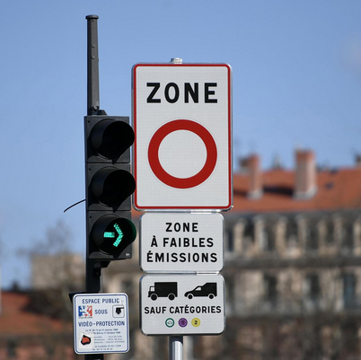 Smart comme une ZFE : Toulouse – Davos, AR, par Modeste Schwartz