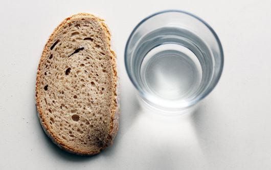 Au pain et à l’eau, les Français ? Non, ils n’auront plus ni l’un, ni l’autre, par Florent Machabert