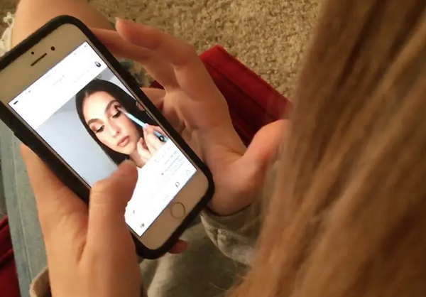 Pourquoi est-ce qu’on nous bassine tant avec les influenceurs ? par Modeste Schwartz