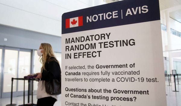 Vaccination incomplète : 15 000 élèves menacés de suspension au Canada