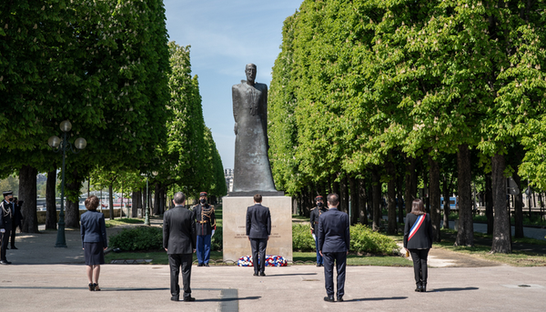 Arménie : non, Macron n’arnaque pas seulement les Français – par Modeste Schwartz