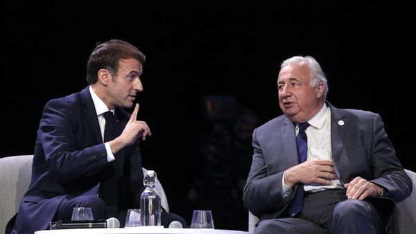 Soyons heureux, nous vivons sous le régime du macronisme consultatif !