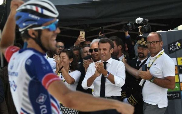 Déjeuner avec Macron ? Thibaut Pinot préfère son barbecue! par Modeste Schwartz