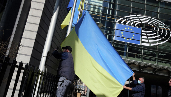 UE : il n’y a plus d’argent pour l’Ukraine ? par Ulrike Reisner
