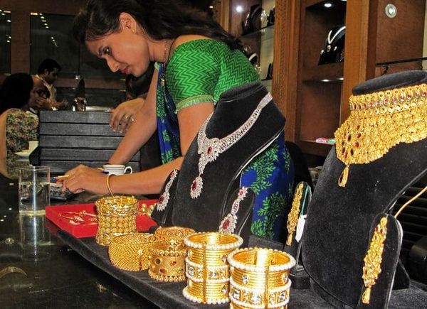 Inde : les ménages vulnérables ont investi dans l’or pendant le Covid