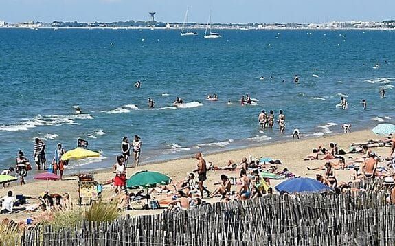 Groupe de prière Borne : sous la citoyenneté, la plage ! par Modeste Schwartz