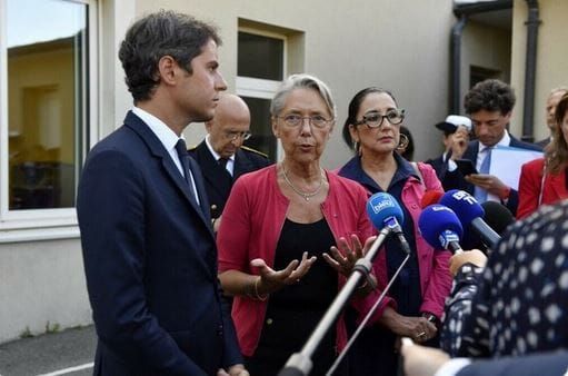 Groupes de prière : Borne condamne LFI pour non-condamnation, par Modeste Schwartz