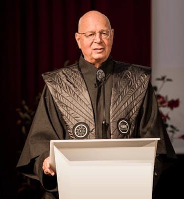 Klaus Schwab pratique-t-il le harcèlement moral et la discrimination sexuelle au WEF ?