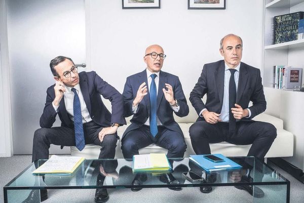 Loi sur l’immigration, Trafalgar des Républicains