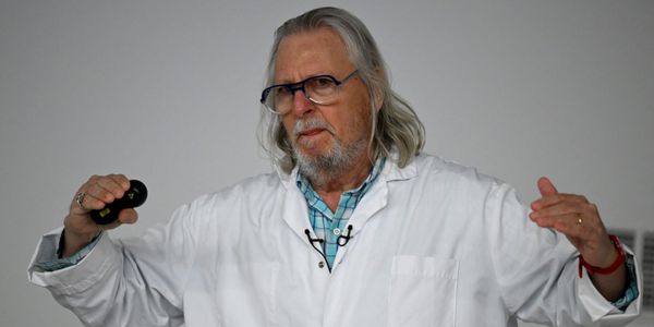 Une loi anti-Casasnovas pour criminaliser les non-vax ?