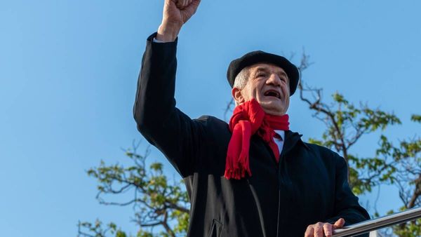 Jean Lassalle persiste à affirmer que Macron n’est pas vacciné