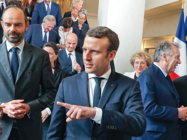 PISA 2023 dit d’abord le terrible échec des années Macron