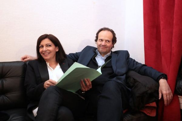 Anne Hidalgo bataille pour caser son mari aux européennes