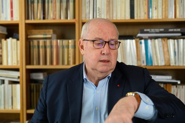 Le colonel Hogard passe à table sur l’OTAN et l’hegemon anglo-saxon