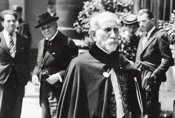 Chronique de la royauté : peut-on être nationaliste et royaliste en même temps ?