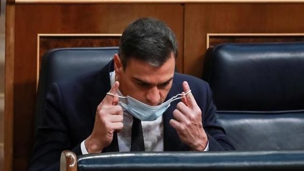 Le gouvernement Sánchez touché par un scandale de corruption concernant l’achat de masques COVID