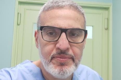 Le docteur Abu Sitta, témoin de Gaza, interdit de séjour à Paris par l’Allemagne