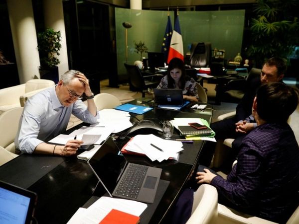 Depuis l’arrivée de Macron au pouvoir, le nombre de fonctionnaires augmente fortement