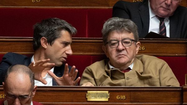 Quand le bloc macro-mélenchoniste mène une guerre de caste contre le prolétariat