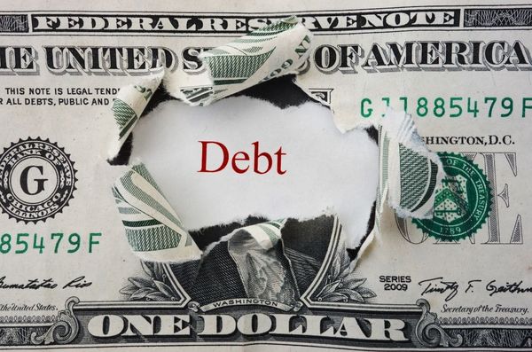 Le service de la dette est supérieur au budget militaire des USA