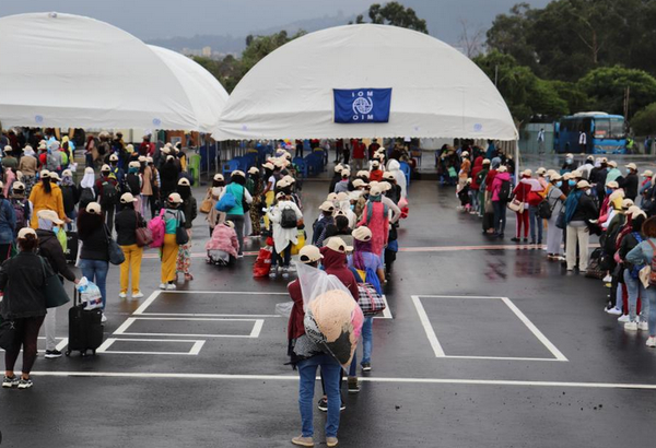 Les migrants durement frappés par la crise COVID