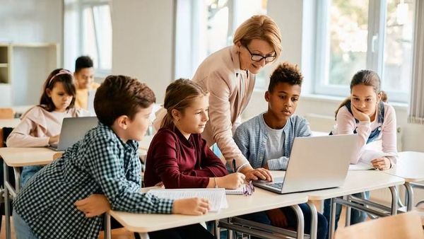 Une rentrée scolaire sans ministre de l’Education: que c’est chouette!