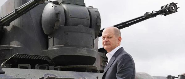 Après une déroute électorale, Olaf Scholz veut négocier en Ukraine