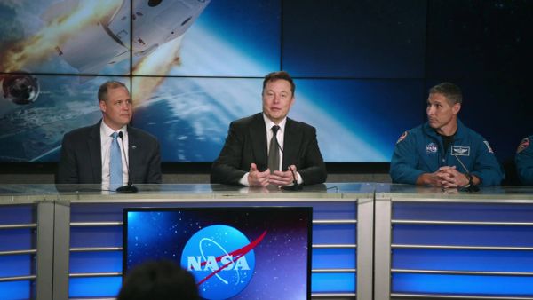 Musk accuse l’agence américaine de l’aviation de favoritisme