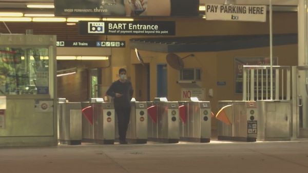 USA : des millions de dollars de dédommagement pour des employés non vaccinés licenciés