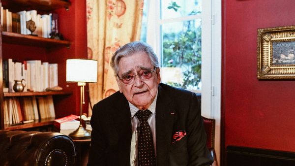 Macron face à De Gaulle : l’histoire d’une décadence française…