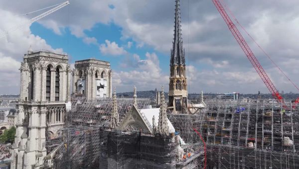 Notre-Dame de Paris : cette fois-ci, on n’a pas attendu 107 ans ! par Yves-Marie Adeline