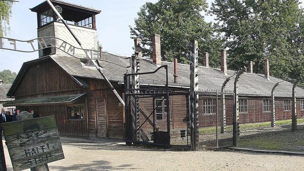 La Commémoration ratée de la libération d’Auschwitz, par Yves-marie Adeline