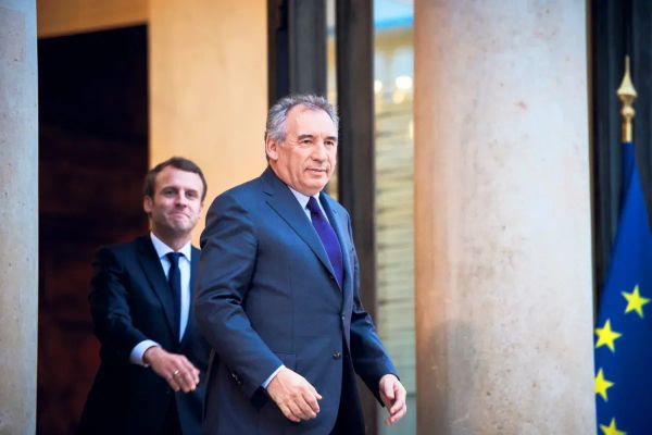 Avec Bayrou, le style est « IVème République » mais les problèmes sont toujours là.