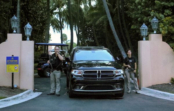 Purge au FBI : Trump va « virer » les agents ayant enquêté sur lui