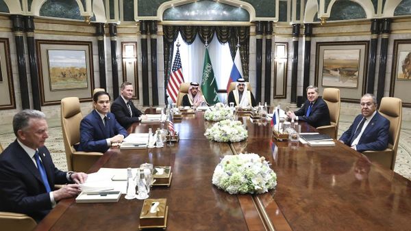 Le premier point d’accord entre Trump et Poutine: les Européens sont des clowns diplomatiques