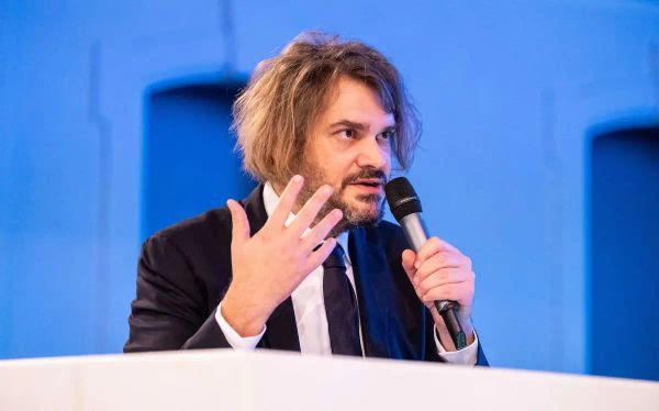 « Le Point » annonce un projet de plan social, 58 postes menacés