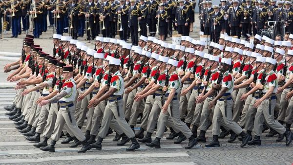 Macron va-t-il envoyer des soldats français contre l’armée russe ?
