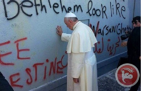 La papamobile de François servira de clinique pour les enfants de Gaza