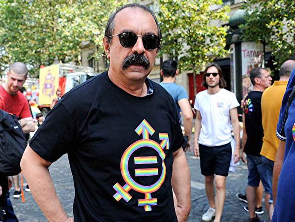 Le prolétariat se meurt, mais les syndicats s’occupent du droit des LGBTQIA+…