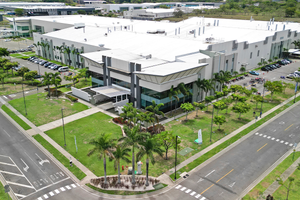 Switchback Medical firma planta en Coyol con cleanroom
