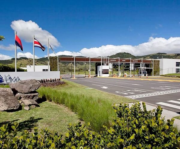 CathX Medical abre planta en Cartago para catéteres médicos
