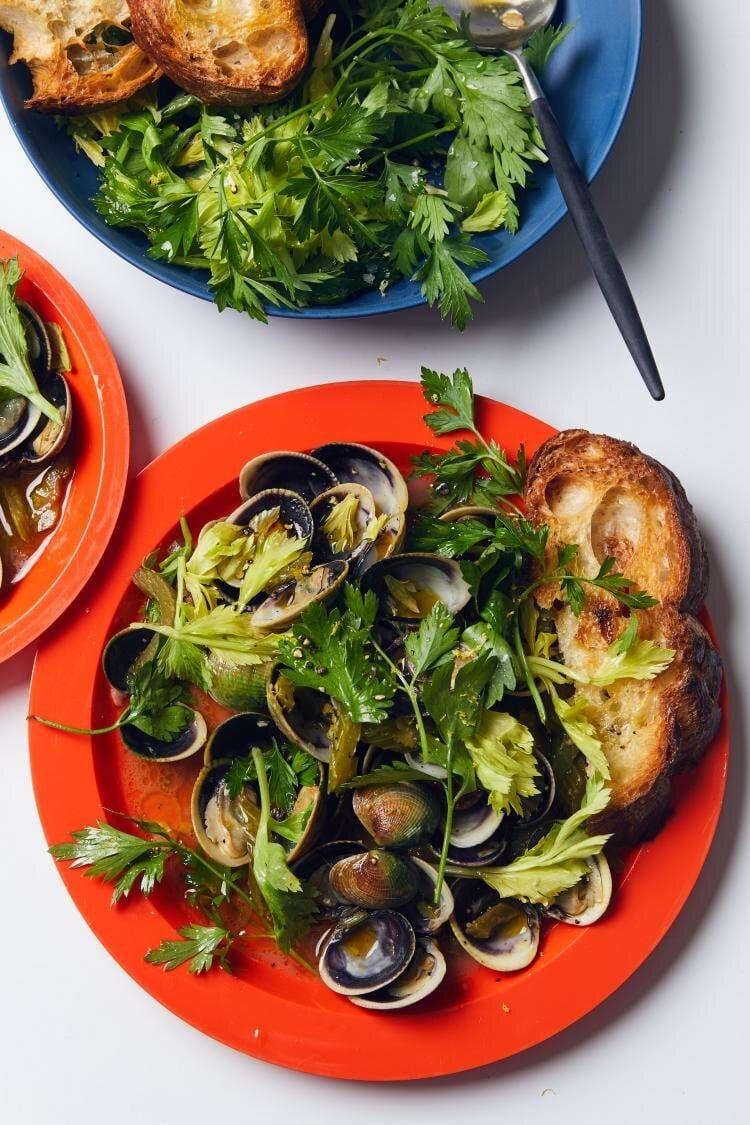Clams With Celery and Toasted Garlic