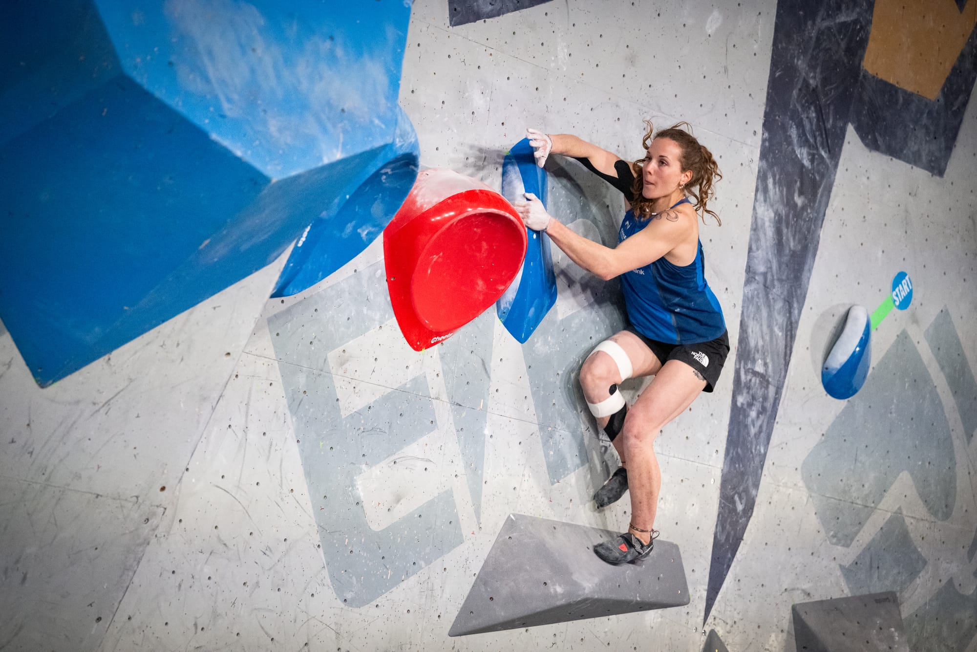 Naïlé Meignan on coordination Boulder 2 of the SLC final.
