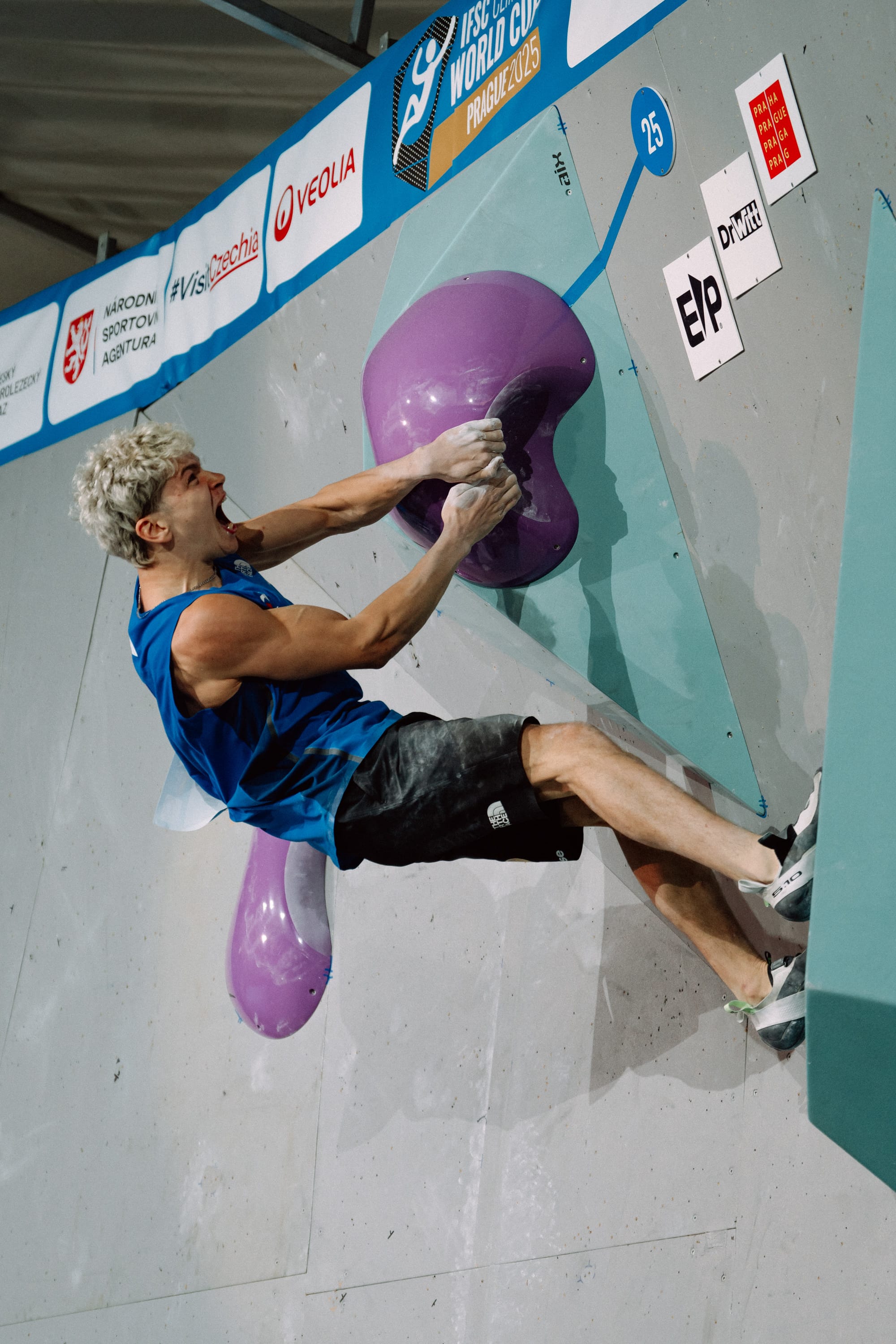 Mejdi Schalck celebrating topping M2 in the final.