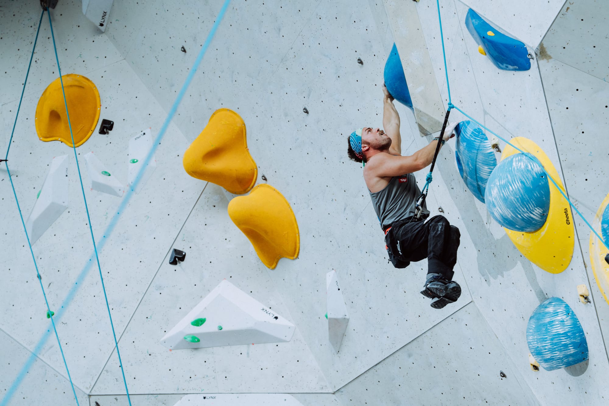 Angelino Zeller climbing on the final route