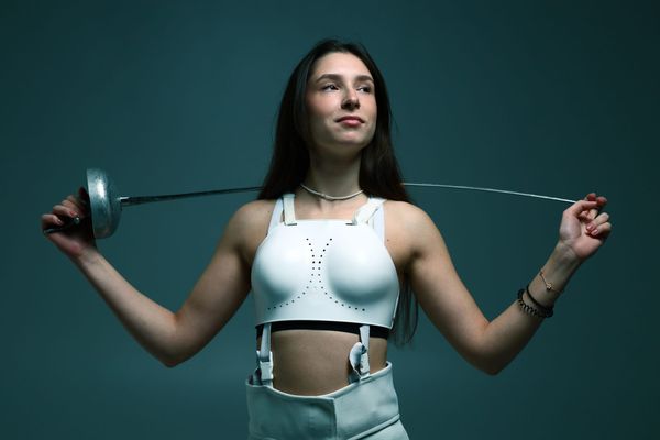 Where are the chest protectors for big breasts?