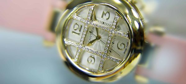 18K Cartier Pasha De 32mm Diamond Grille | 044848 | WATCH REVIEWS | No. 24