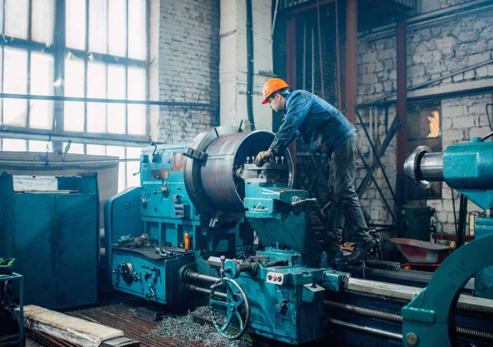 Откровения токаря: дикая нехватка кадров и чудо 16К25